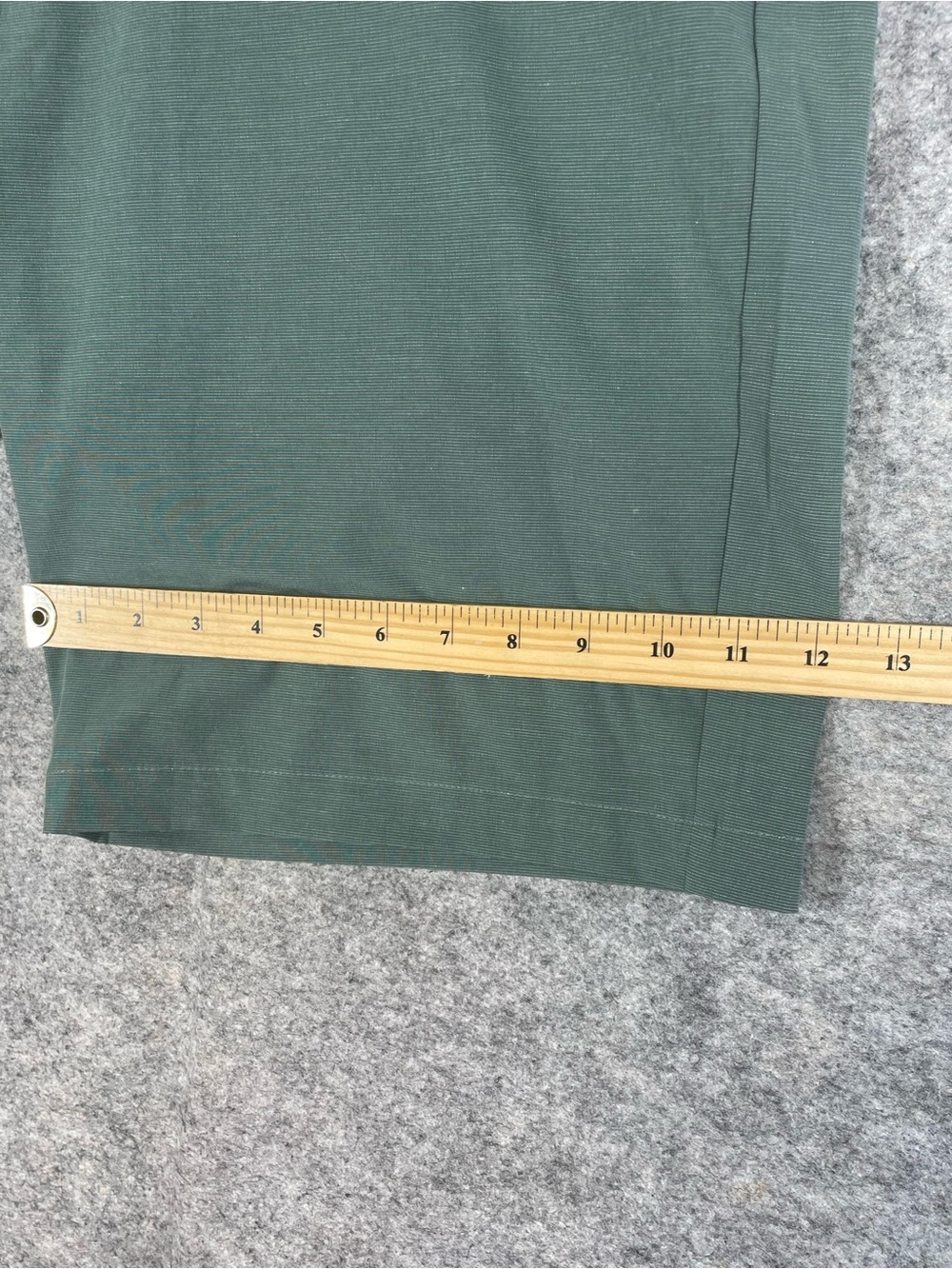 Travis Mathew Golf Shorts Green Size 40 Performance Stretch Casual Athletic - Picture 13 of 16